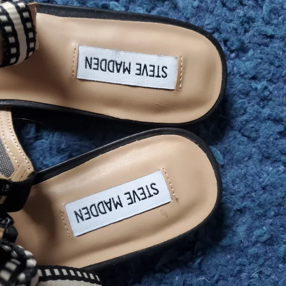 Steve Madden Black Lace Pointed Slingback Flats - Picture 5 of 11